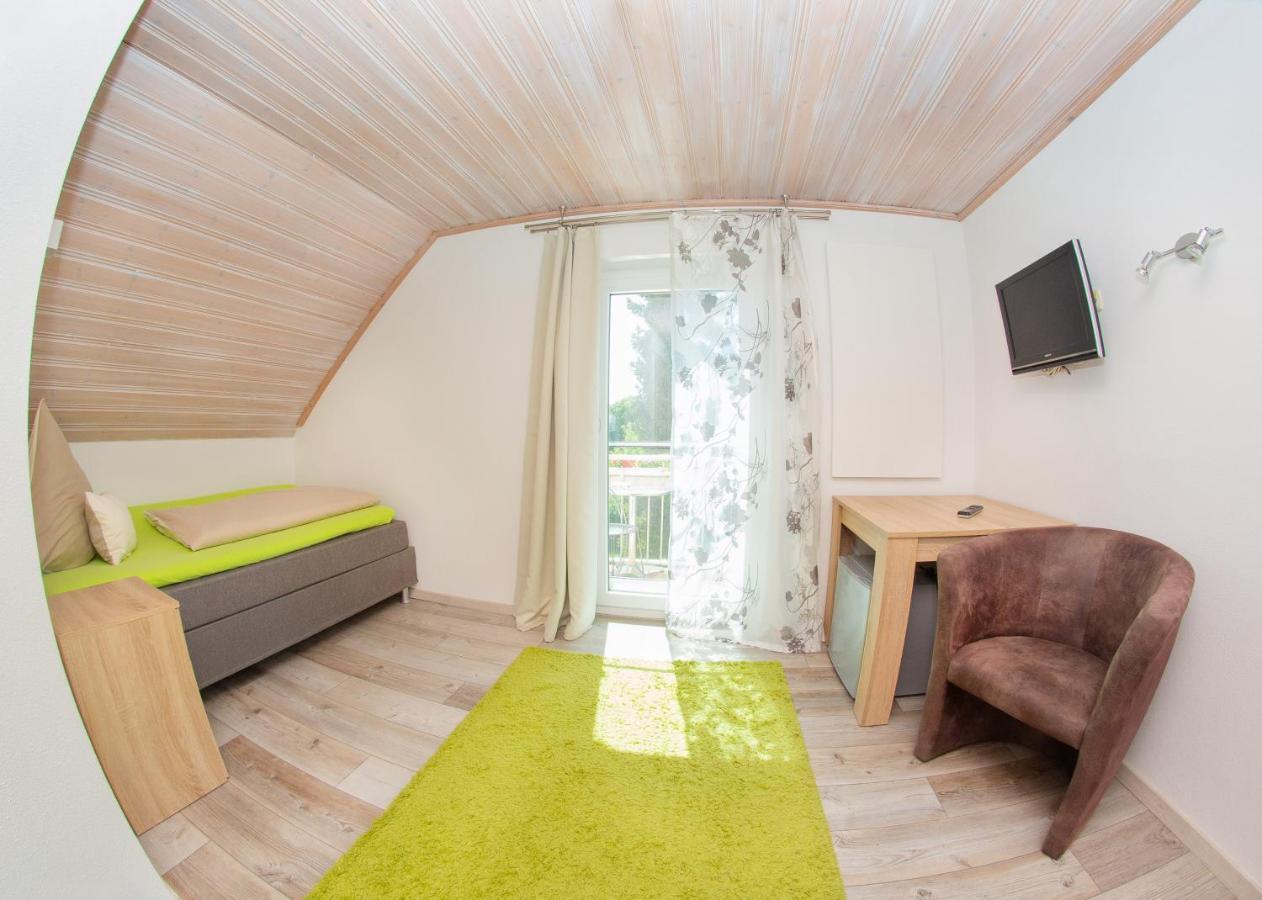 Pension Sigle Дингольфинг Экстерьер фото
